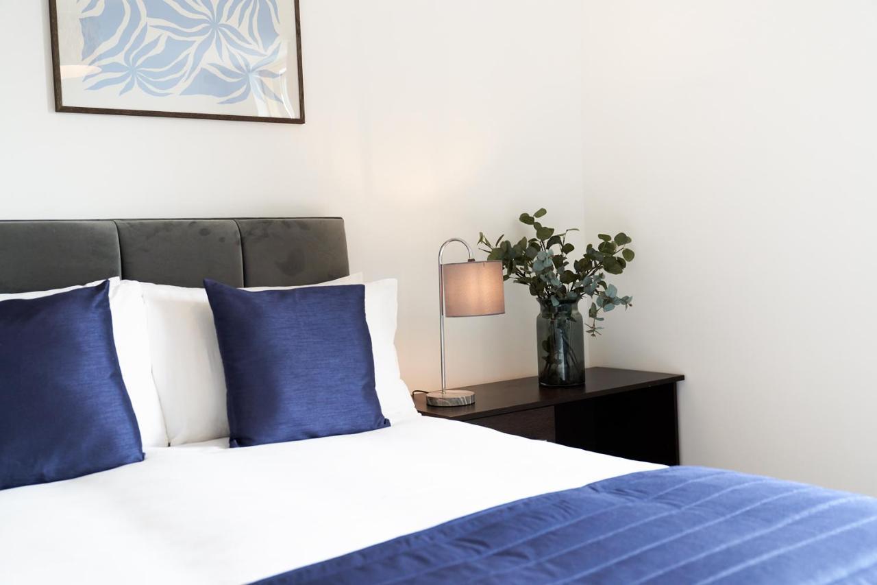 วิชั่น เซอร์วิซ อพาร์ตเมนต์ - ชอร์ตสเตย์ เอ็มเค Apartment มิลตันคีนส์ ภายนอก รูปภาพ