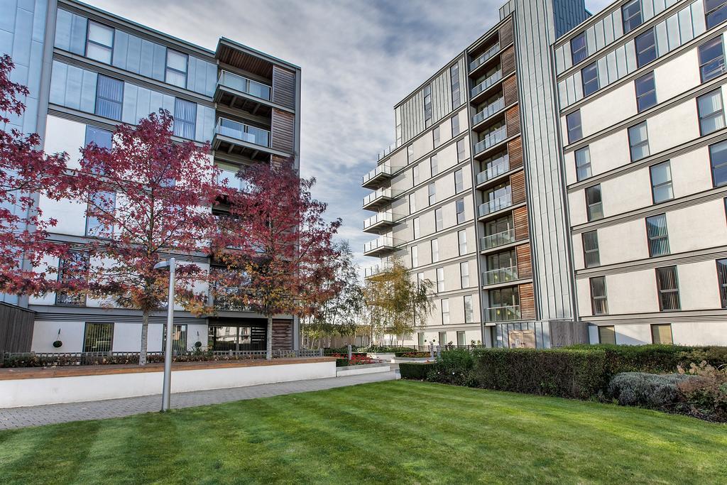 วิชั่น เซอร์วิซ อพาร์ตเมนต์ - ชอร์ตสเตย์ เอ็มเค Apartment มิลตันคีนส์ ภายนอก รูปภาพ