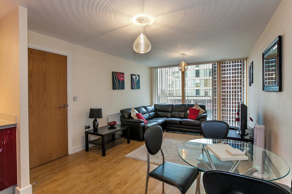 วิชั่น เซอร์วิซ อพาร์ตเมนต์ - ชอร์ตสเตย์ เอ็มเค Apartment มิลตันคีนส์ ห้อง รูปภาพ