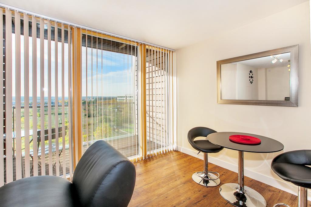 วิชั่น เซอร์วิซ อพาร์ตเมนต์ - ชอร์ตสเตย์ เอ็มเค Apartment มิลตันคีนส์ ภายนอก รูปภาพ