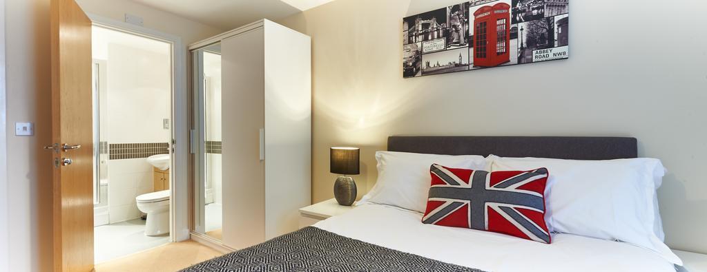 วิชั่น เซอร์วิซ อพาร์ตเมนต์ - ชอร์ตสเตย์ เอ็มเค Apartment มิลตันคีนส์ ภายนอก รูปภาพ